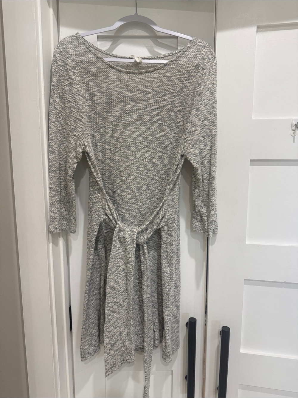 LOFT Light Gray Knit Tie-Back Long Sleeve Dress